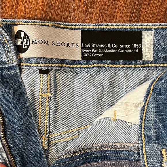 Levi's Distressed Mom Style Jean Shorts - Picture 2 of 4